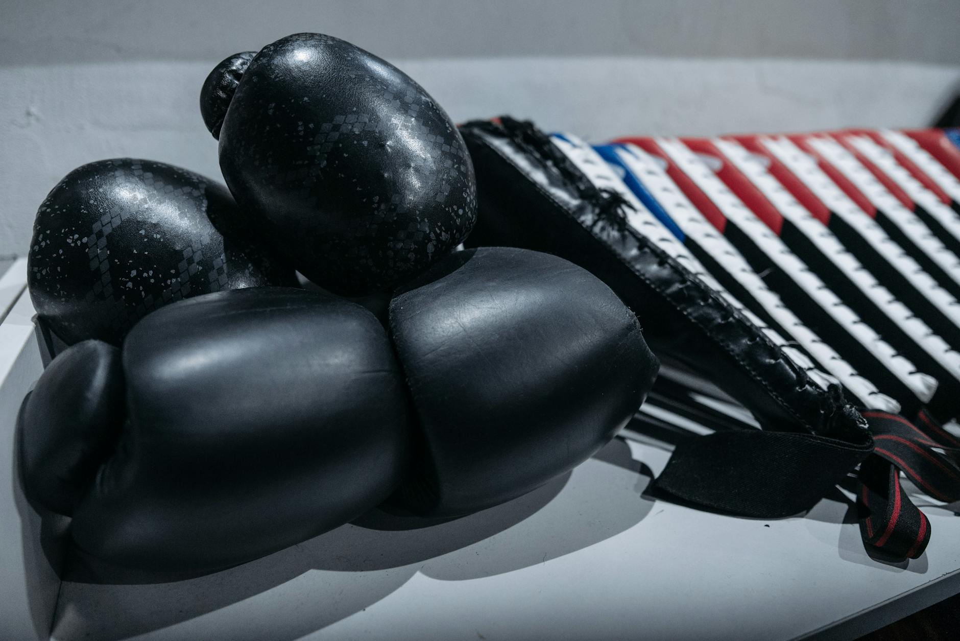 BELL — a bell that signals the start or end of a round